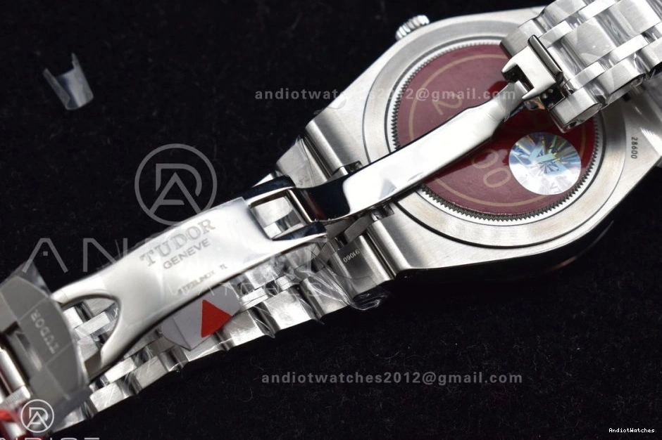 Edition A V7F Dial Best Blue on Tudor Strap GoAnywhere 1:1 Royal SS 1195 0430